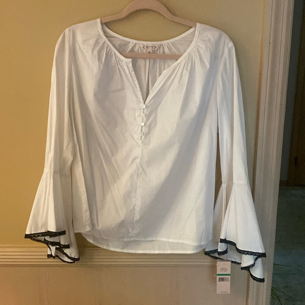 NWT Nanette Lepore Peasant Style White Blouse with Lace-Edge Flare Sleeve